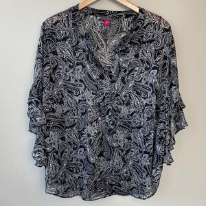 Vince Camuto Black and White Paisley Flutter Sleeve Blouse Size 1X